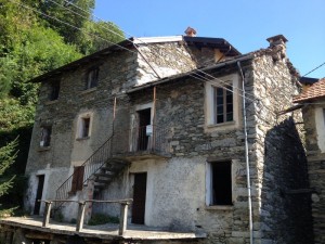 Immobilien Comer See San Siro mit Terrasse und garten