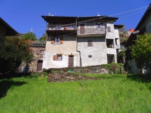 Immobilien Comer See Pianello del Lario Steinhaus mit Garten und Seeblick