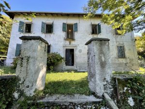 Immobilien Comer See Colico Haus mit Land